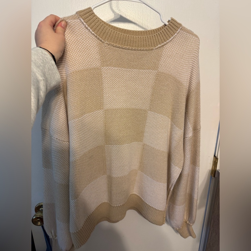 SHEIN Beige Plaid Women's Sweater